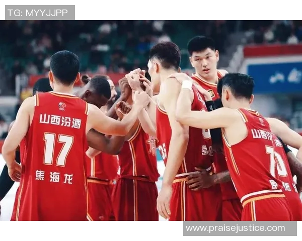 CBA精彩对决广厦迎战广东腾讯争夺季后赛席位的关键战役